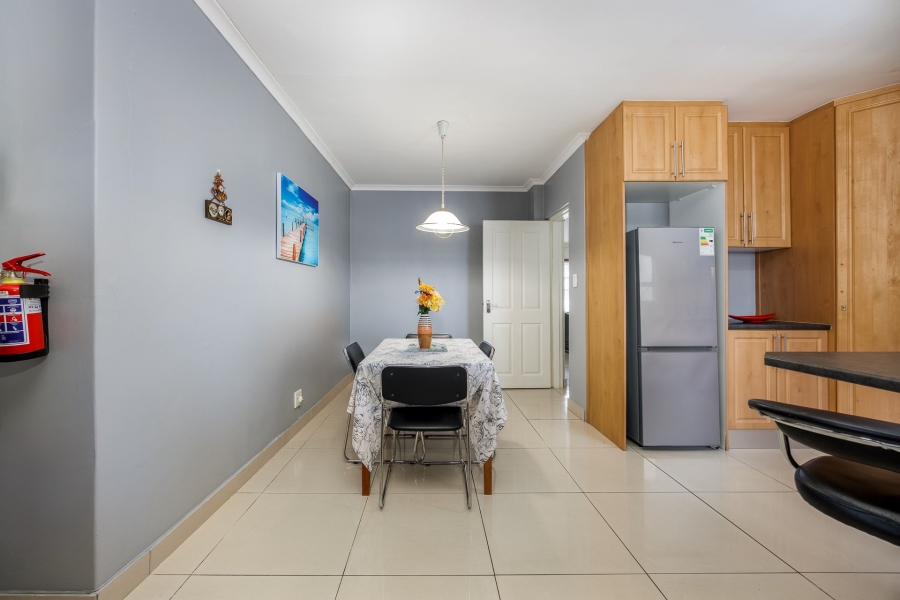 6 Bedroom Property for Sale in Rouxville Western Cape